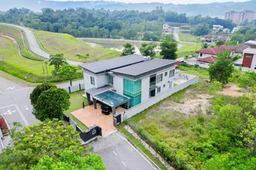 Bandar Mahkota Cheras