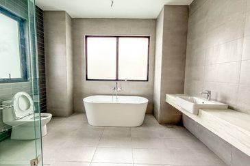 Freesia Residences @ Tropicana Aman