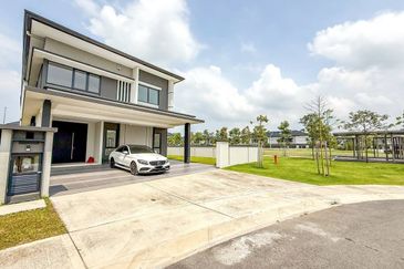 Freesia Residences @ Tropicana Aman