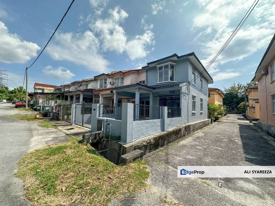 Taman Dahlia, Salak Tinggi Sepang 2 Storey Terrace House for sale, Selangor, Sepang