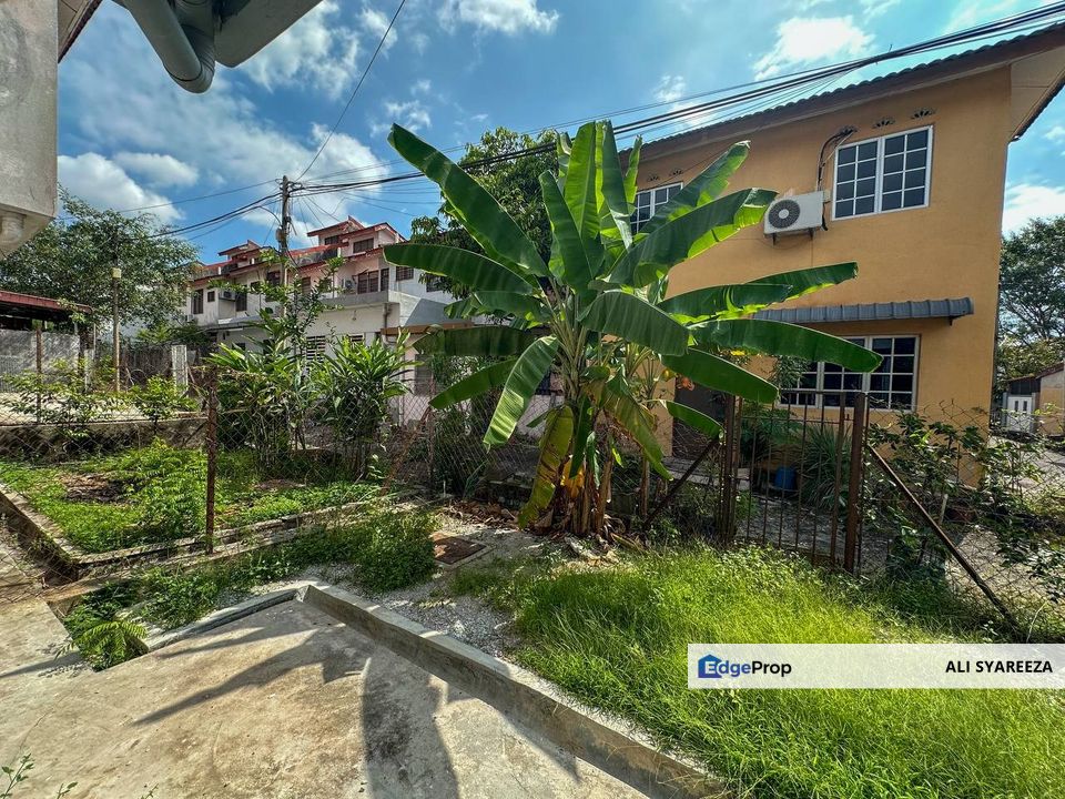 Taman Dahlia, Salak Tinggi Sepang 2 Storey Terrace House for sale, Selangor, Sepang