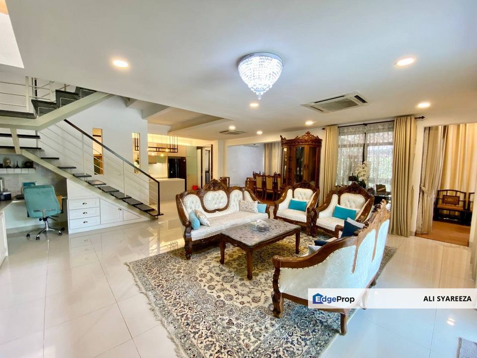 PADANG JAWA Seksyen 16 Shah Alam Two and half storey terrace house for sale, Selangor, Shah Alam