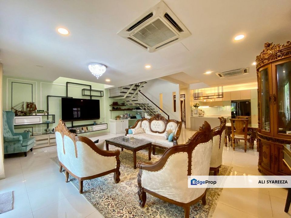 PADANG JAWA Seksyen 16 Shah Alam Two and half storey terrace house for sale, Selangor, Shah Alam