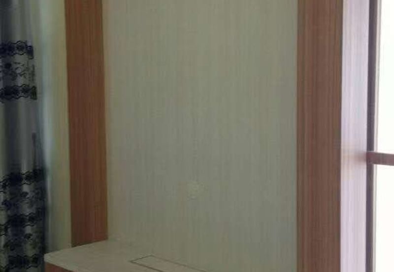 Midfields Condominium