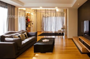 Rafflesia @ The Hill