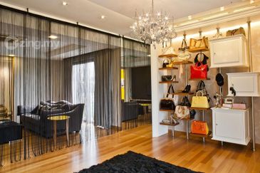 Rafflesia @ The Hill