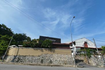 Happy Garden (Taman Gembira)