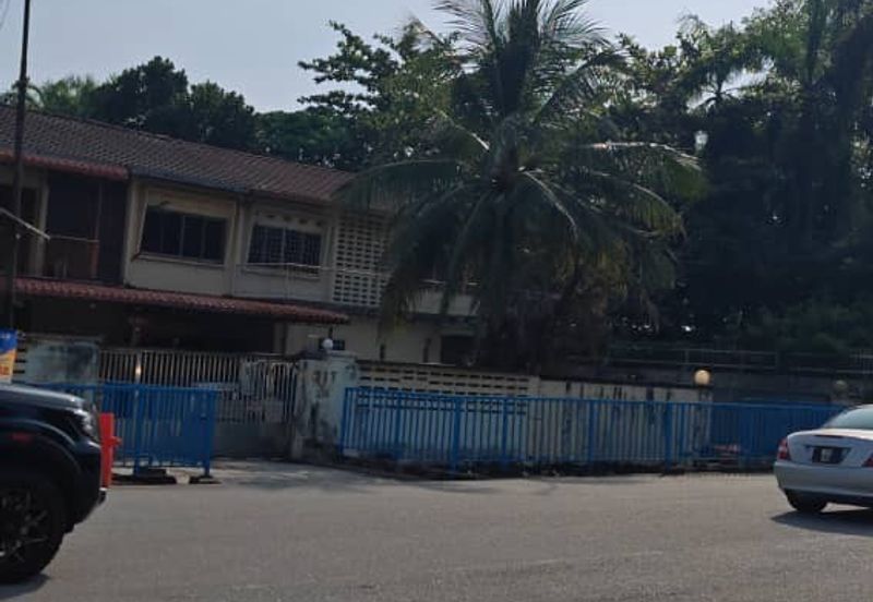 Happy Garden (Taman Gembira)