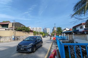 Happy Garden (Taman Gembira)