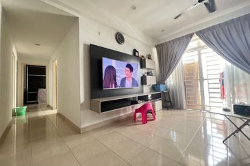 D'Piazza Condominium