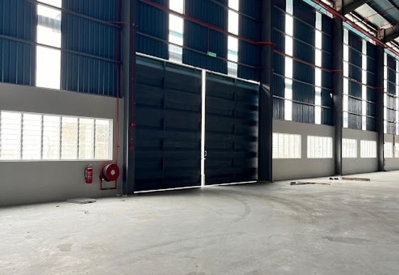 West Port, Pulau Indah