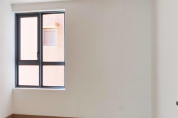 Gravit8 @ Klang South