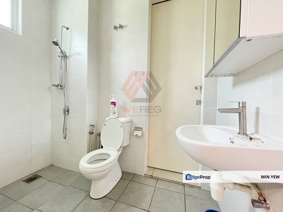 Nice Fully Furnished Renovated @ Chimes, Bandar Rimbayu, Telok Panglima Garang, Selangor, Telok Panglima Garang