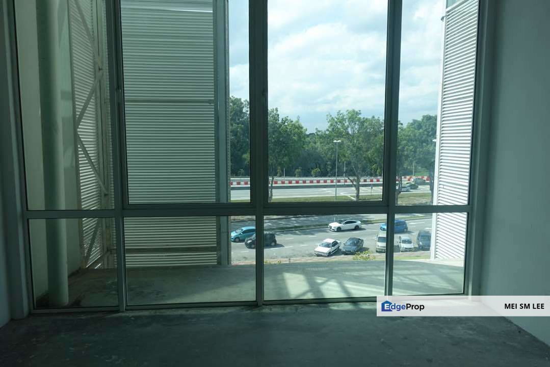 Ground Floor End Lot Retail Shop-Office @ De Centrum Mall, Kajang , Selangor, Kajang