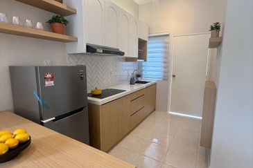 Rumah Teres Setingkat di Port Dickson,Teluk Kemang, 20 X 134 