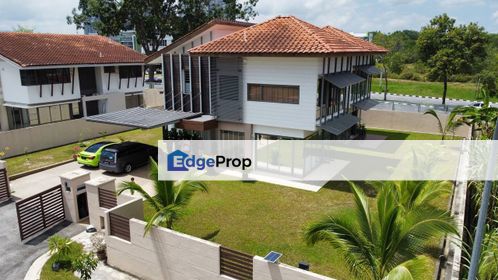 Huge Land Banyan Close Bungalow , Selangor, Bangi