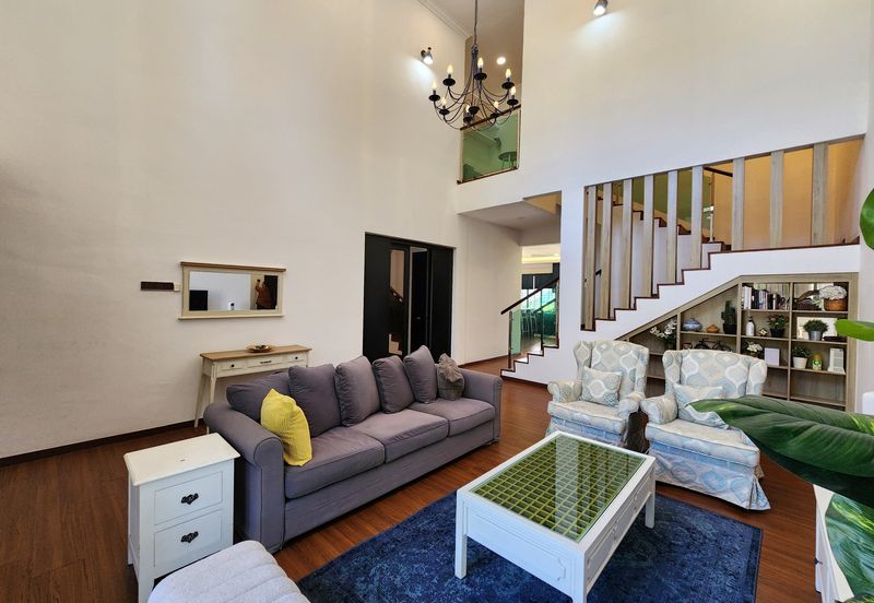 Banglo Batu 11, Hulu Langat | Open Concept | Easy access to EKVE