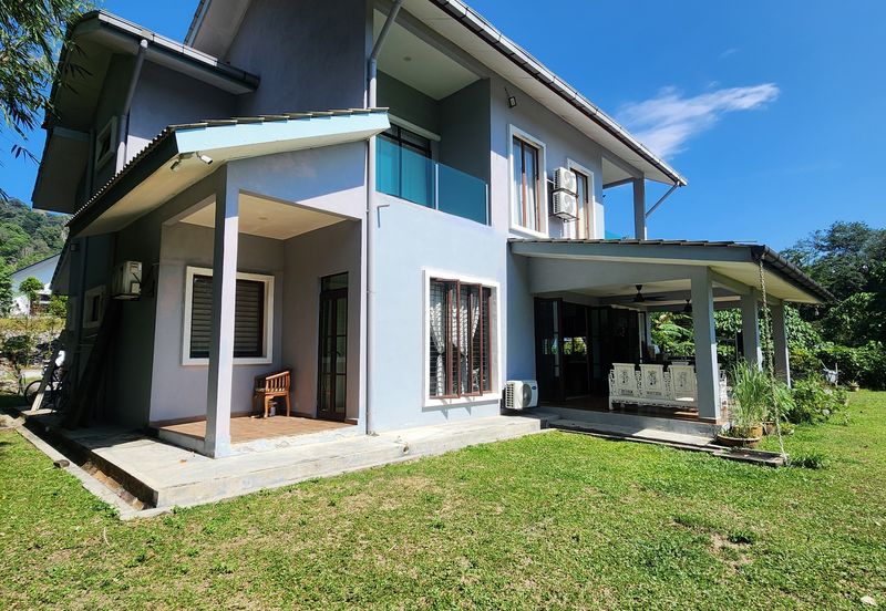 Banglo Batu 11, Hulu Langat | Open Concept | Easy access to EKVE