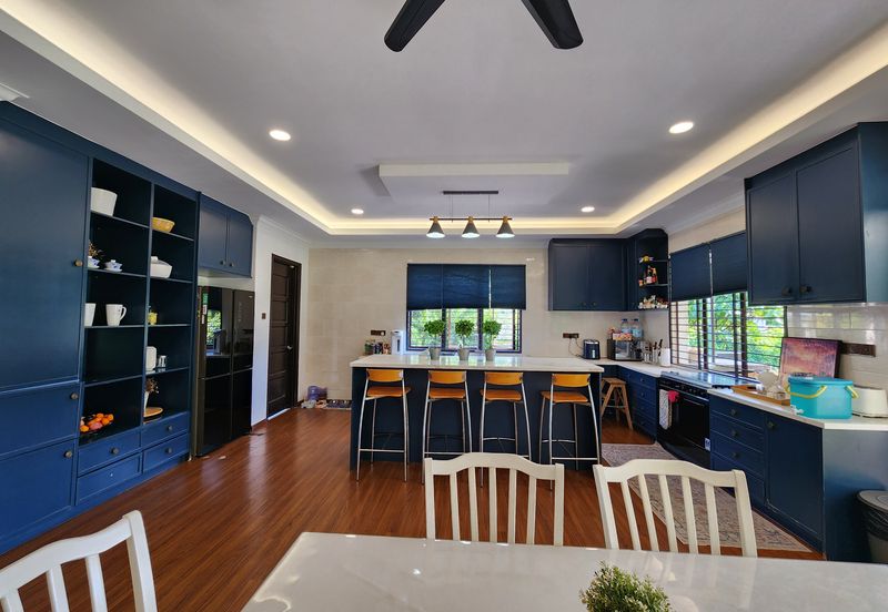 Banglo Batu 11, Hulu Langat | Open Concept | Easy access to EKVE