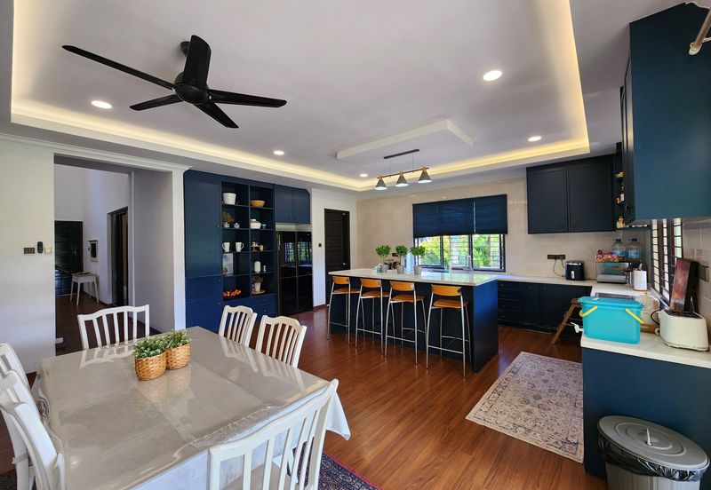 Banglo Batu 11, Hulu Langat | Open Concept | Easy access to EKVE