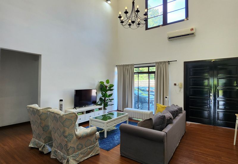 Banglo Batu 11, Hulu Langat | Open Concept | Easy access to EKVE