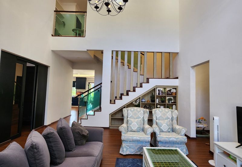 Banglo Batu 11, Hulu Langat | Open Concept | Easy access to EKVE