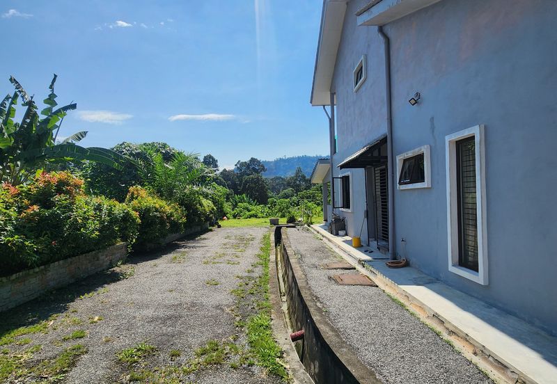 Banglo Batu 11, Hulu Langat | Open Concept | Easy access to EKVE