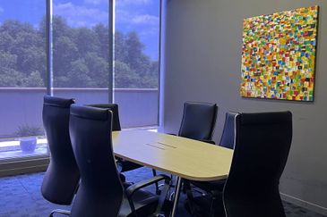 Best Value Cyberjaya Co-Working Space For Rent - Nice Office & Free Parking 