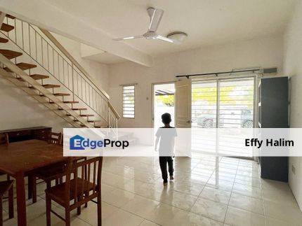 For Sale : Double Storey Intermediate Extended Kitchen Facing Open Bandar Saujana Putra , Selangor, Kuala Langat