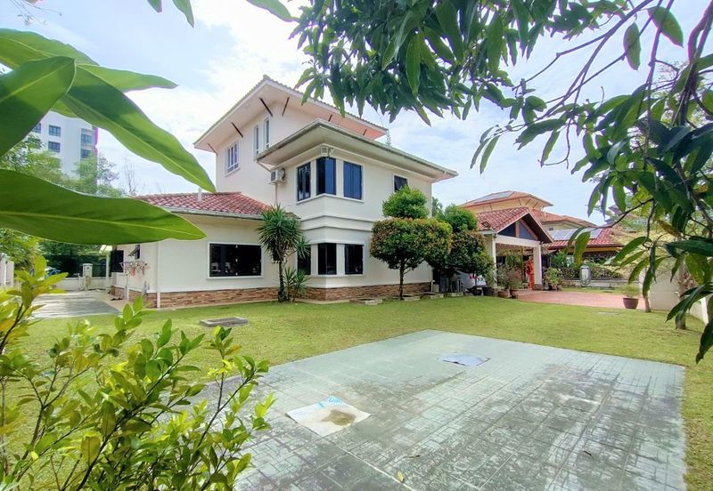 Bandar Tun Hussein Onn