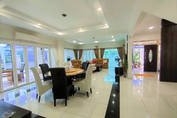 Bandar Tun Hussein Onn