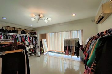 Bandar Tun Hussein Onn