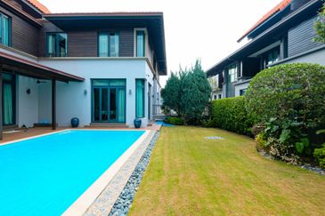 3 Storey Bungalow Primo The Enclave, Bukit Jelutong, Shah Alam FOR SALE