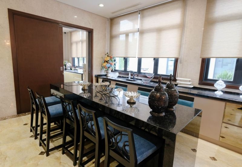 3 Storey Bungalow Primo The Enclave, Bukit Jelutong, Shah Alam FOR SALE