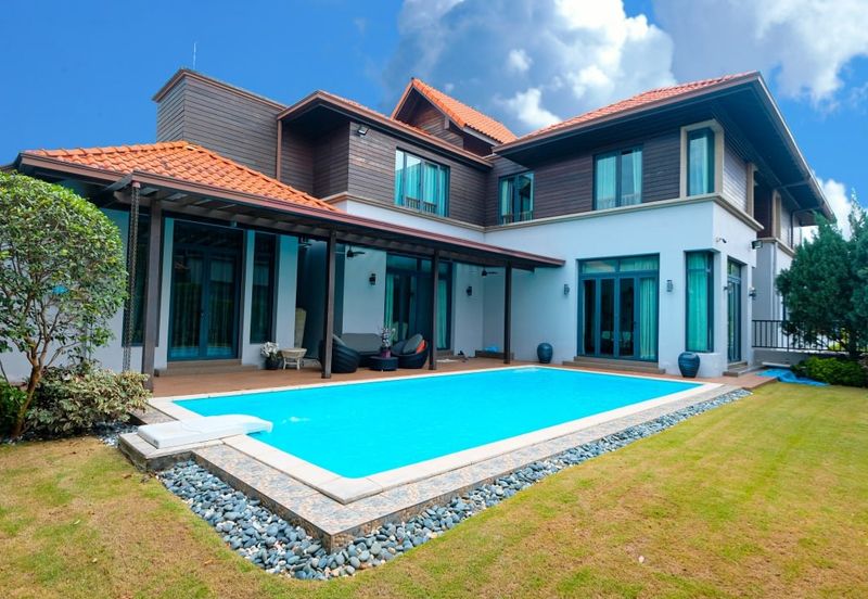 3 Storey Bungalow Primo The Enclave, Bukit Jelutong, Shah Alam FOR SALE