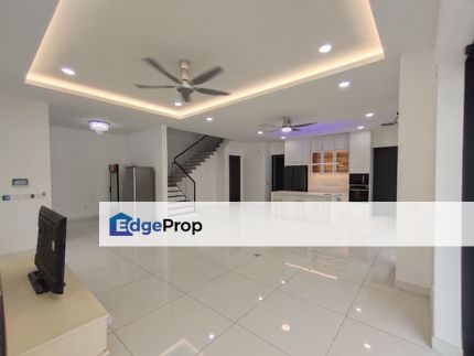 [SEMI D RENOVATED] Double Storey Semi D Reesia Elmina Gardens, Elmina East FOR SALE, Selangor, Shah Alam