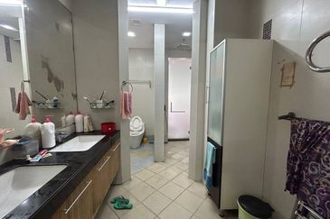 [CORNER LOT] Double Storey Bungalow Forte Jalan Titian Bukit Jelutong Shah Alam Freehold FOR SALE