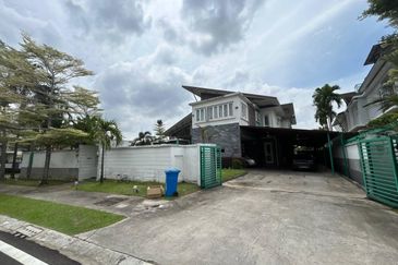 [CORNER LOT] Double Storey Bungalow Forte Jalan Titian Bukit Jelutong Shah Alam Freehold FOR SALE