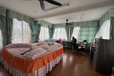 [CORNER LOT] Double Storey Bungalow Forte Jalan Titian Bukit Jelutong Shah Alam Freehold FOR SALE
