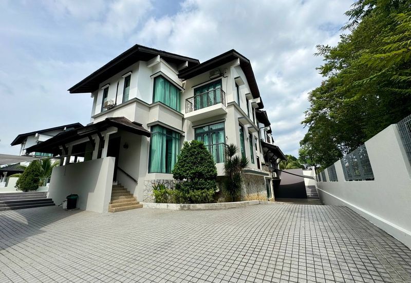 [10,182 SQFT ] 3 Storey Bungalow Primo 2 The Enclave, Bukit Jelutong, Shah Alam FOR SALE
