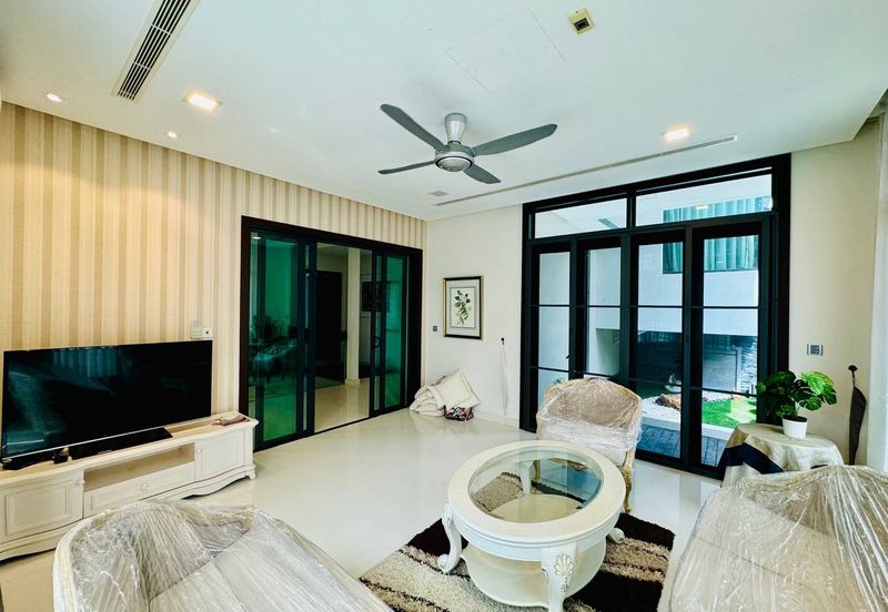 [10,182 SQFT ] 3 Storey Bungalow Primo 2 The Enclave, Bukit Jelutong, Shah Alam FOR SALE