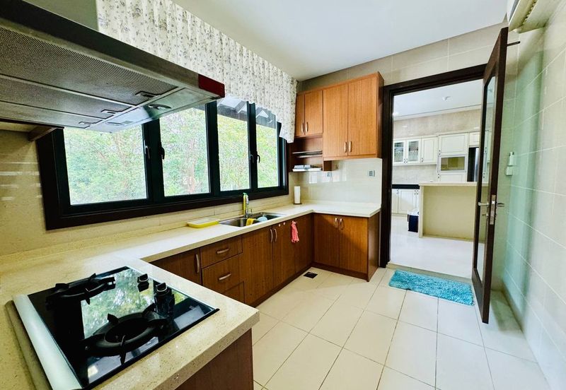 [10,182 SQFT ] 3 Storey Bungalow Primo 2 The Enclave, Bukit Jelutong, Shah Alam FOR SALE