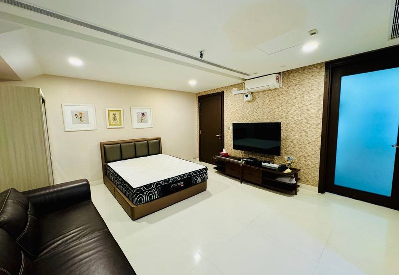 [10,182 SQFT ] 3 Storey Bungalow Primo 2 The Enclave, Bukit Jelutong, Shah Alam FOR SALE