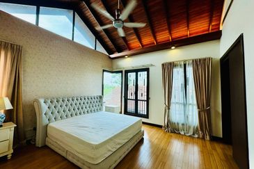 [10,182 SQFT ] 3 Storey Bungalow Primo 2 The Enclave, Bukit Jelutong, Shah Alam FOR SALE