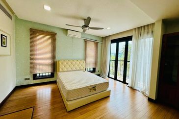 [10,182 SQFT ] 3 Storey Bungalow Primo 2 The Enclave, Bukit Jelutong, Shah Alam FOR SALE