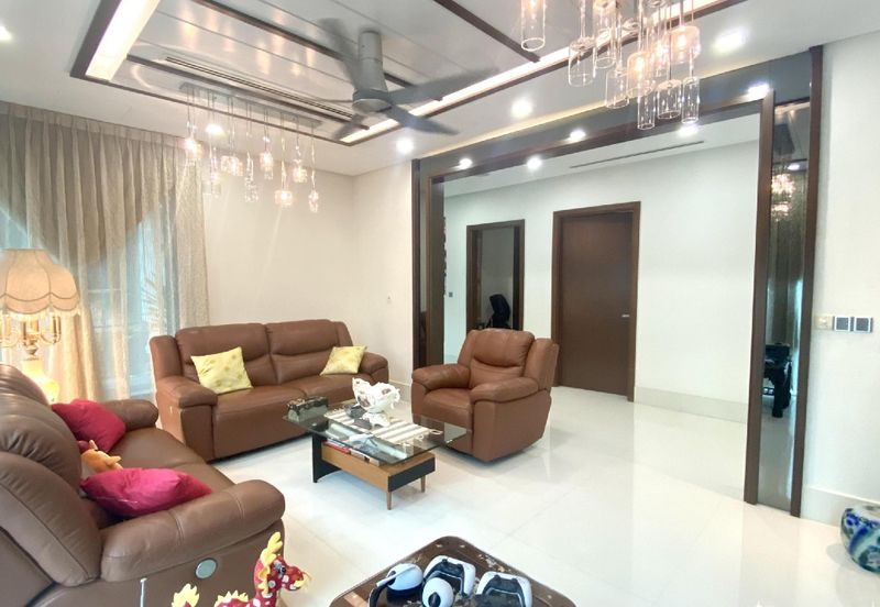 [CORNER LOT] 3 Storey Bungalow Primo 1 The Enclave Bukit Jelutong, Shah Alam FOR SALE