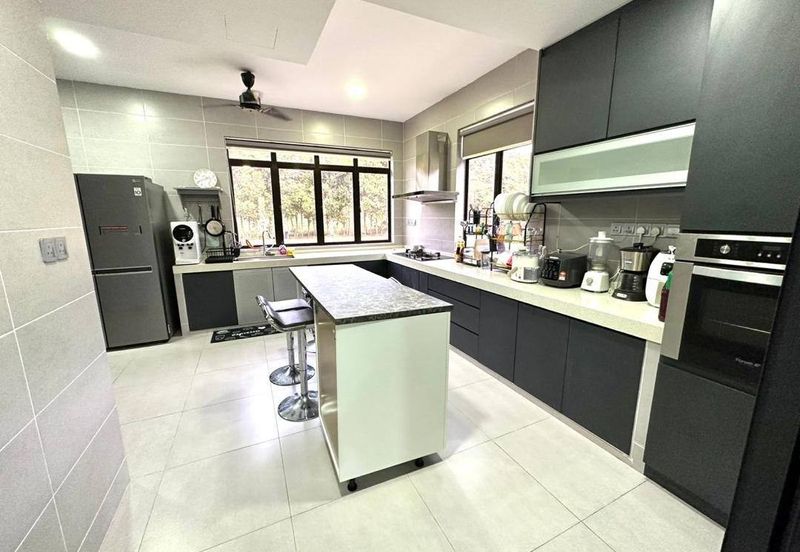 Ceria Residence Cyberjaya CORNER LOT Double Storey Terrace FOR SALE 