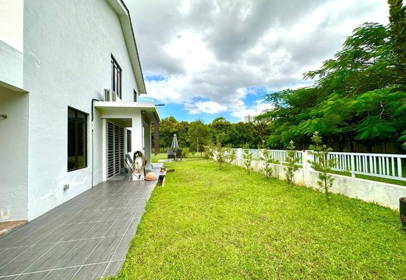 Ceria Residence Cyberjaya CORNER LOT Double Storey Terrace FOR SALE 