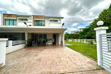 Ceria Residence Cyberjaya CORNER LOT Double Storey Terrace FOR SALE 