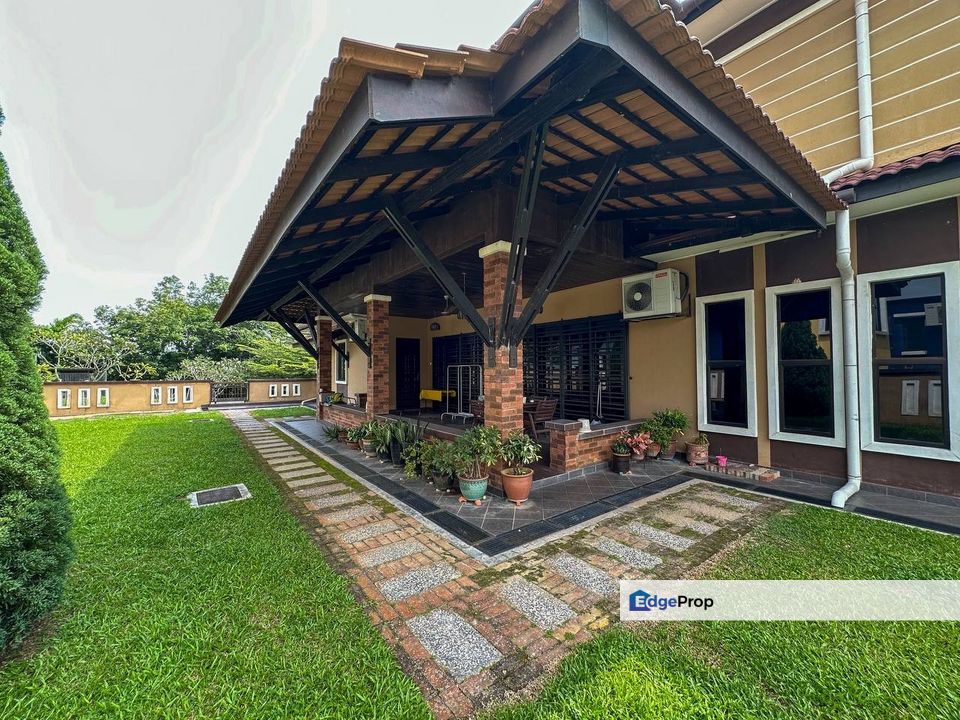 Bungalow Putra Hill Residency Bandar Seri Putra, Bangi FOR SALE 2.5 Storey Bungalow Putra Hill Residensi Near Banyan Close Anjung Suasana, Selangor, Bangi